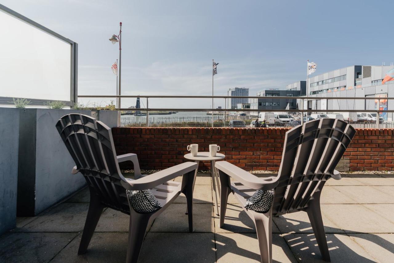 Bizstay Harbour IV Haia Exterior foto