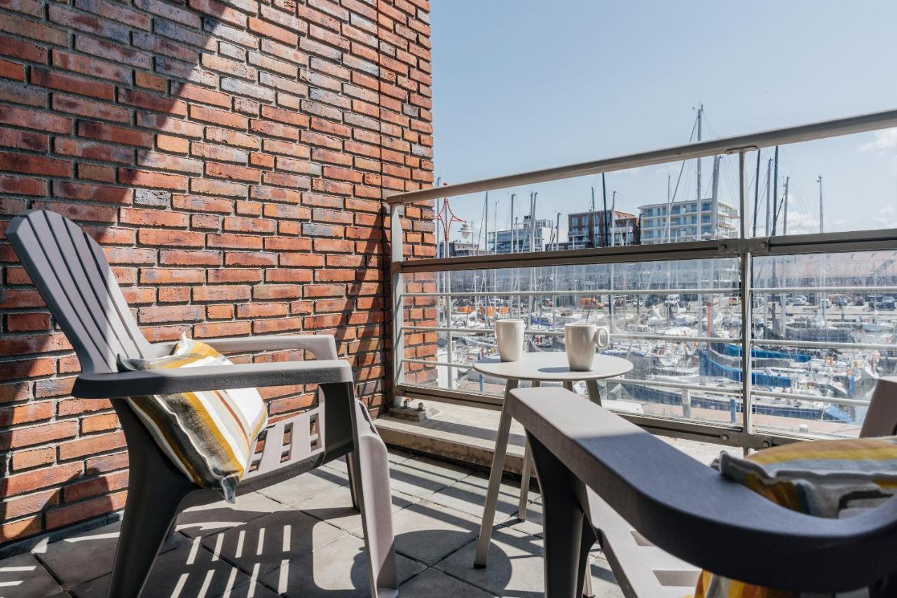 Bizstay Harbour IV Haia Exterior foto